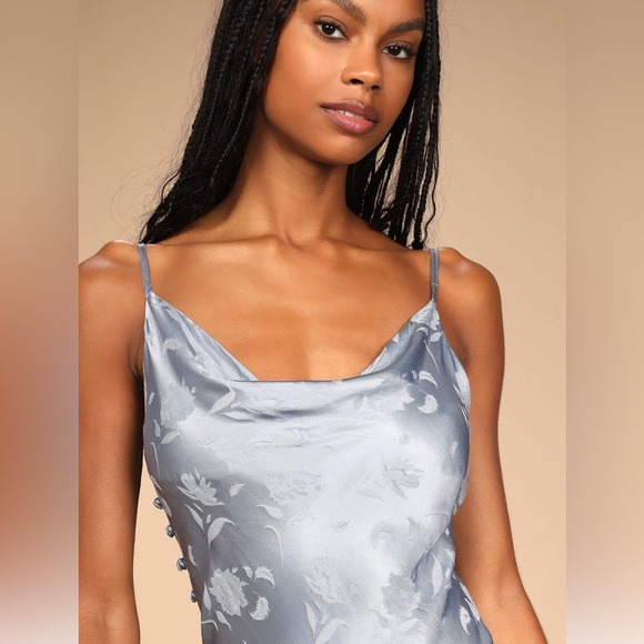 NWT Lulus Light Blue Satin Midi Dress! - Picture 4 of 8